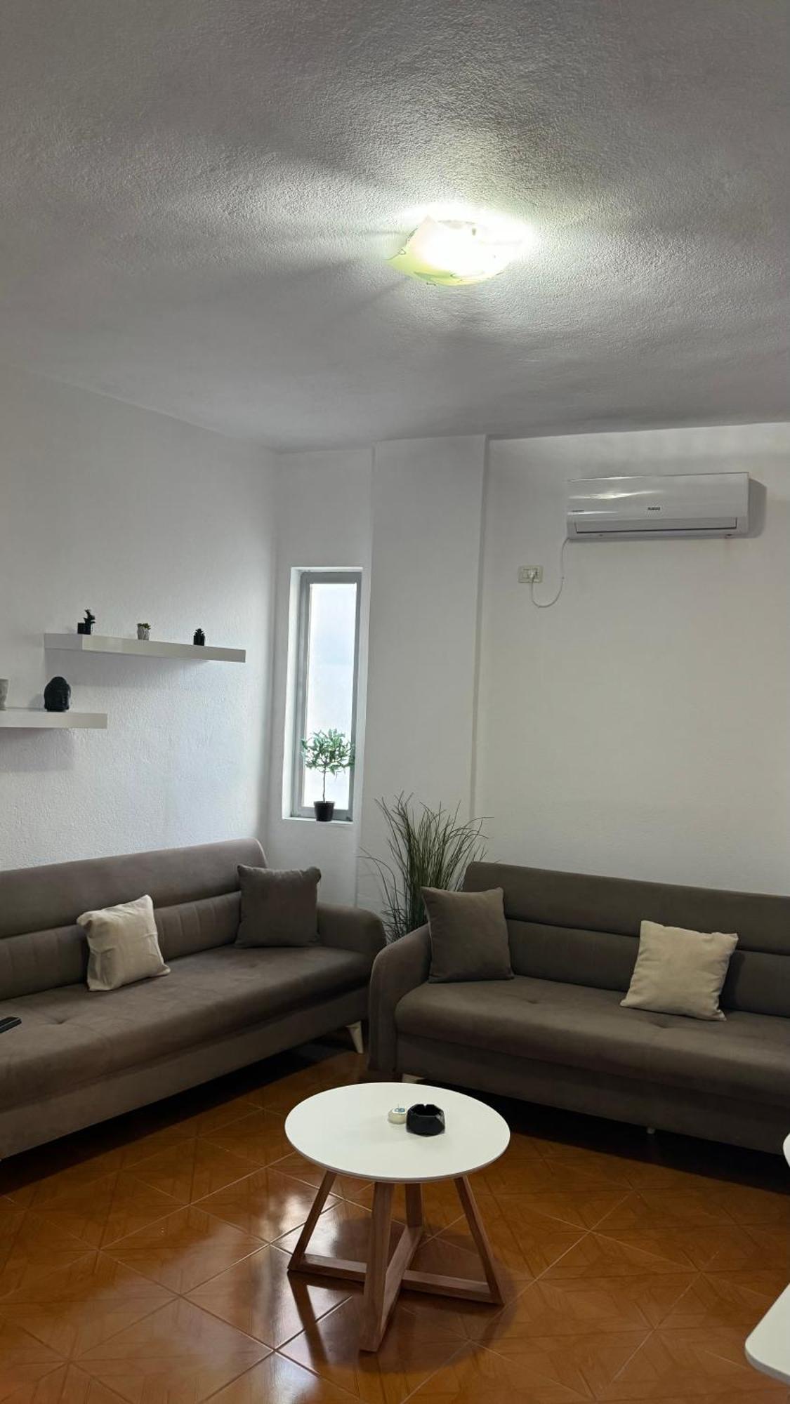 Peci Apartments Gjirokastra Kültér fotó